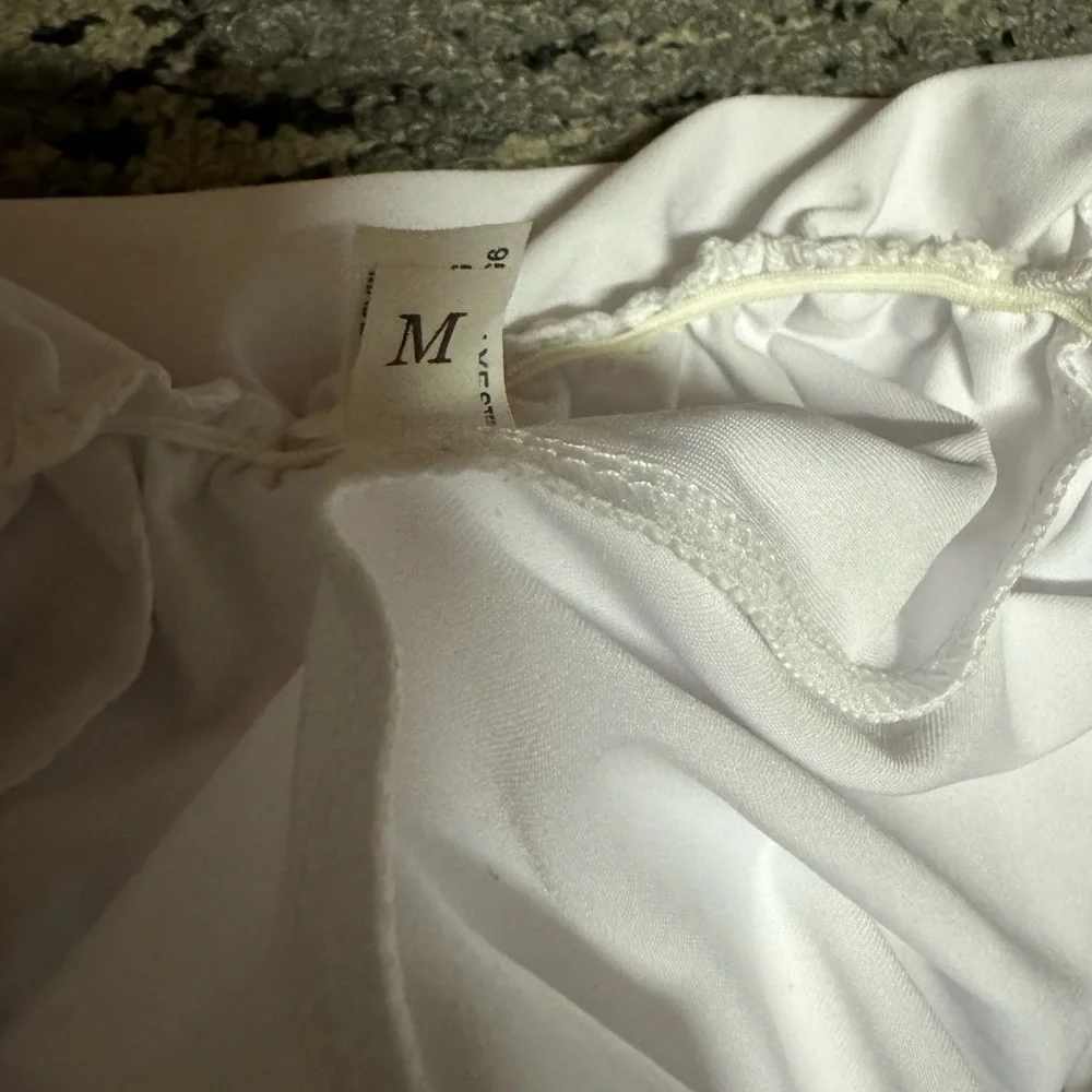 Women’s white romper - Picture 2 of 3